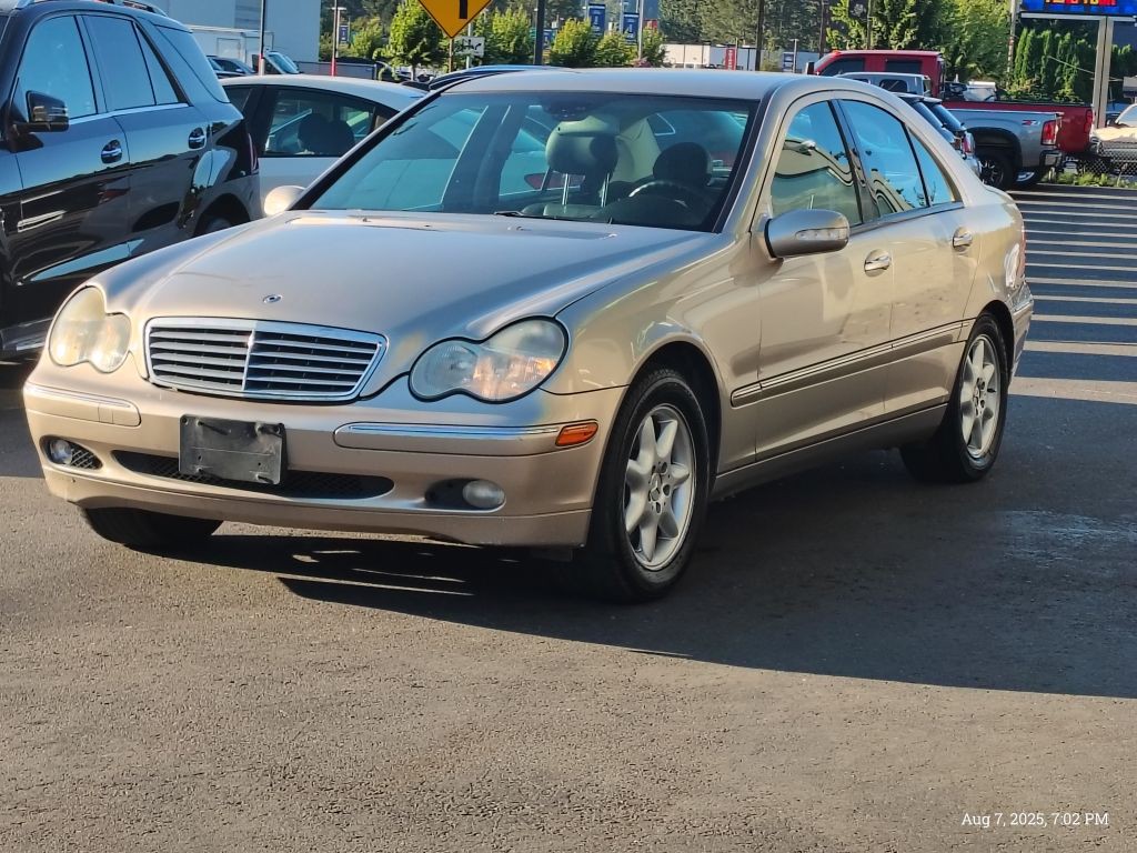 2002 Mercedes-Benz C-Class Image 18