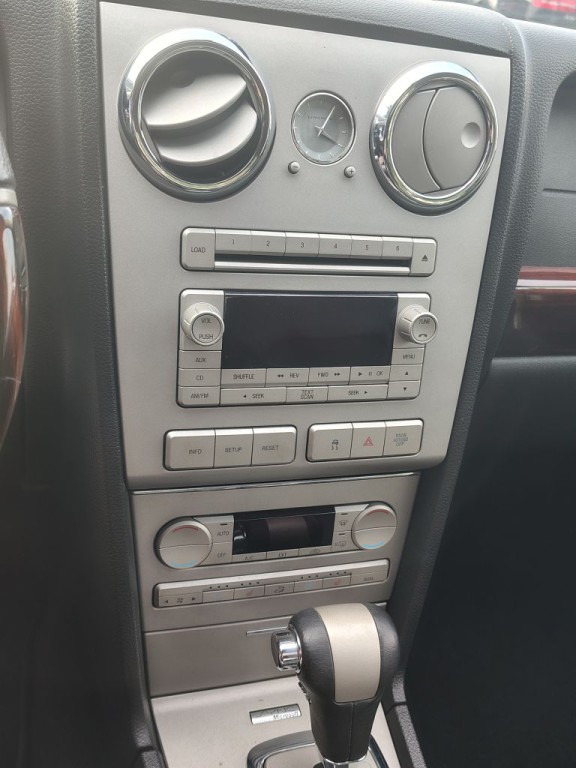 2009 Lincoln MKZ Image 10