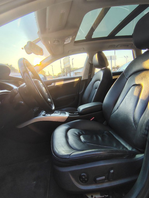 2011 Audi A4 Image 2