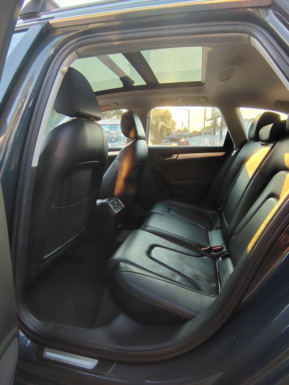 2011 Audi A4 Image 4