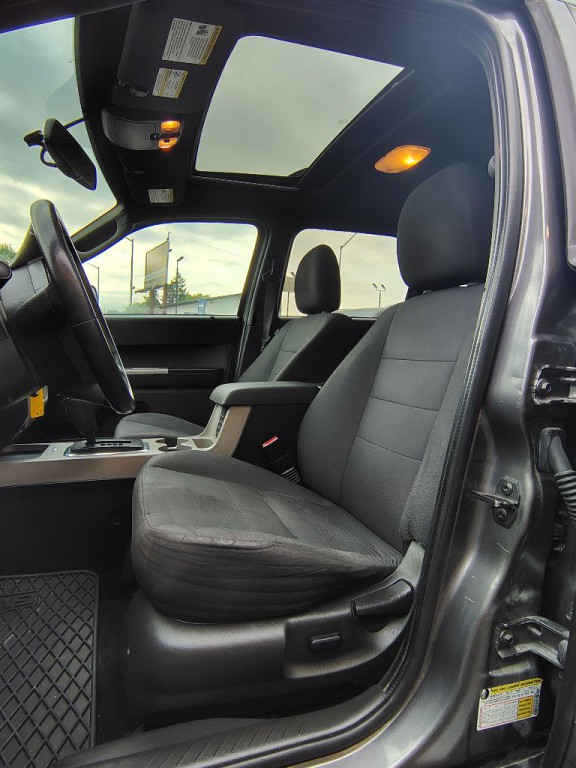 2012 Ford Escape Image 2