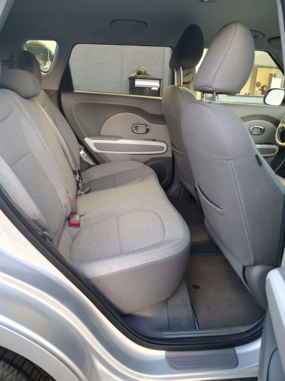 2017 Kia Soul Image 10