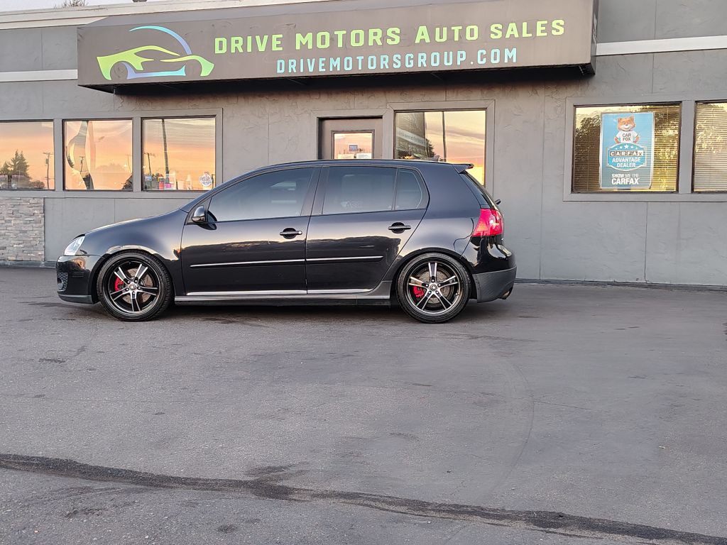 2009 Volkswagen GTI Image 2