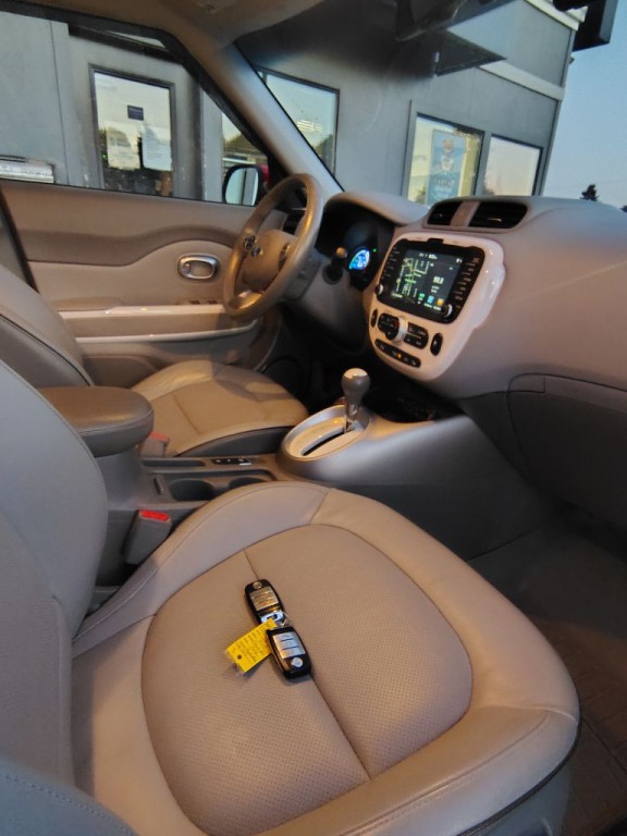 2016 Kia Soul Image 15