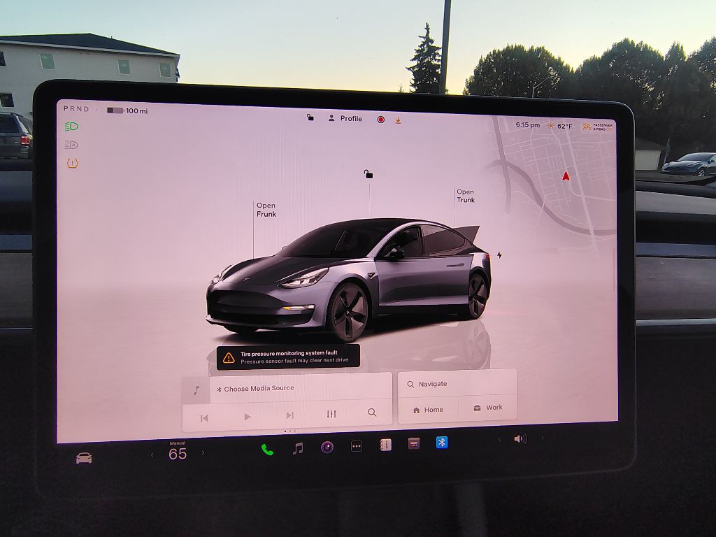 2023 Tesla Model 3 Image 6
