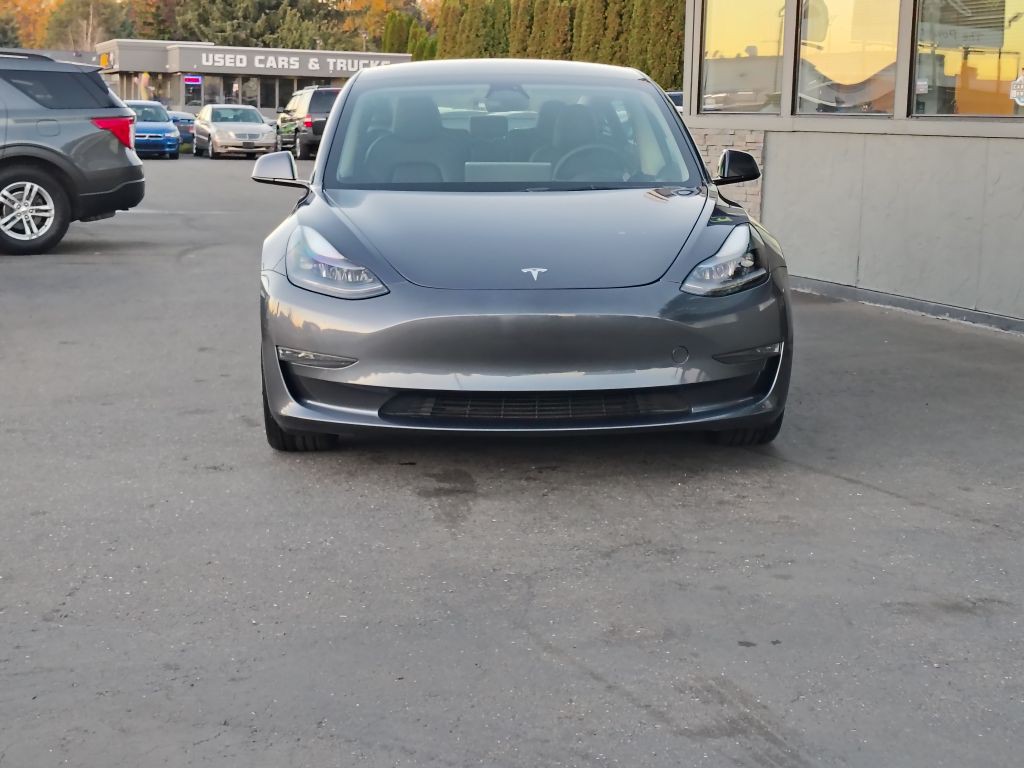 2023 Tesla Model 3 Image 12