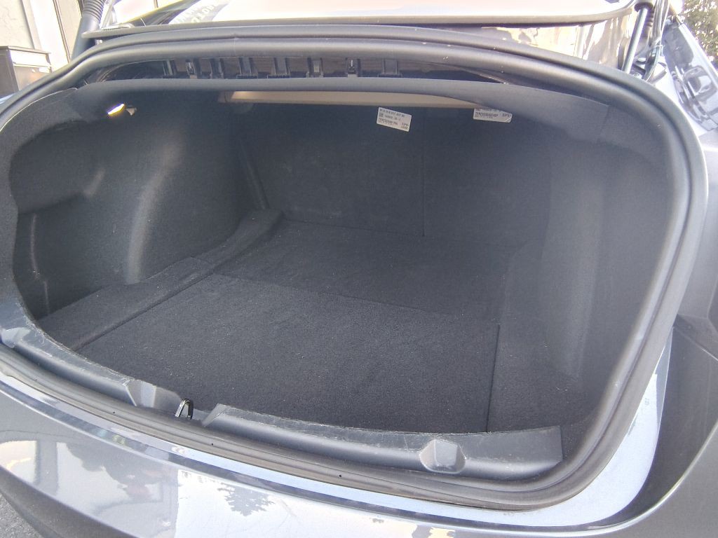 2023 Tesla Model 3 Image 16