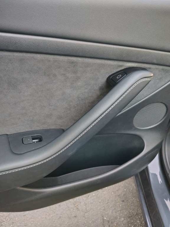 2023 Tesla Model 3 Image 18
