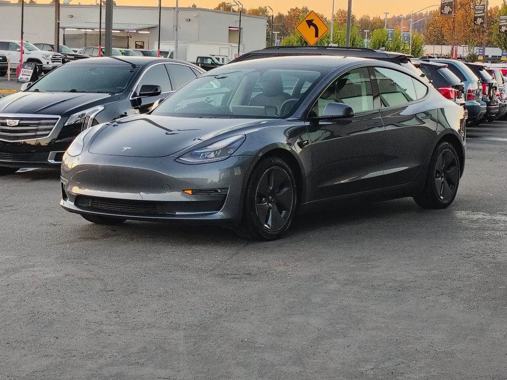 2023 Tesla Model 3 Image 28