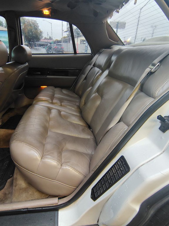 1997 Buick LeSabre Image 3
