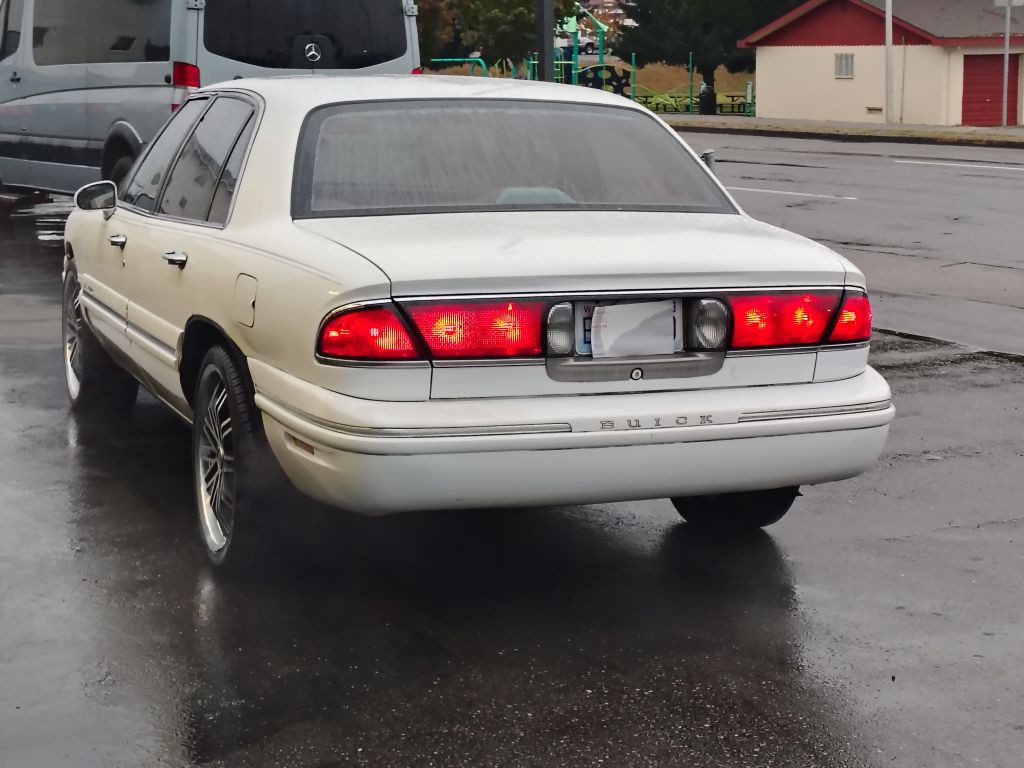1997 Buick LeSabre Image 12