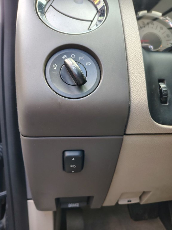 2007 Ford Expedition Image 10