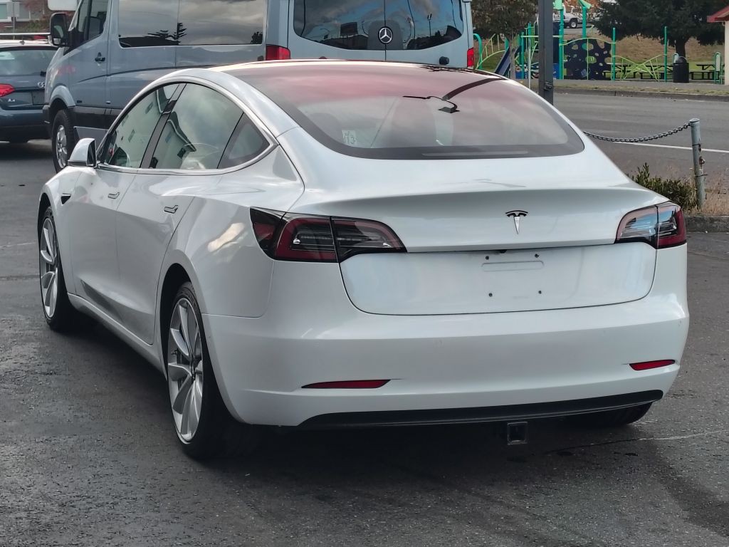 2018 Tesla Model 3 Image 12