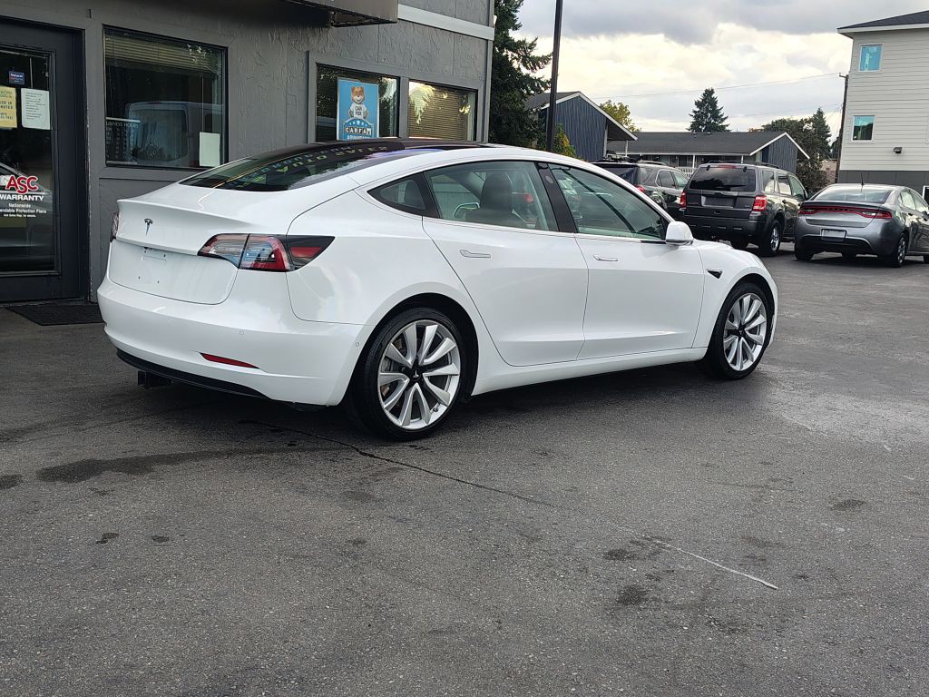 2018 Tesla Model 3 Image 13