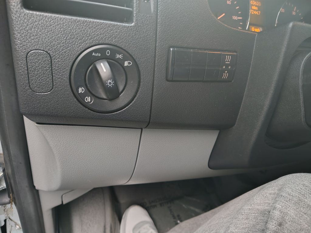 2011 Mercedes-Benz Sprinter Image 7