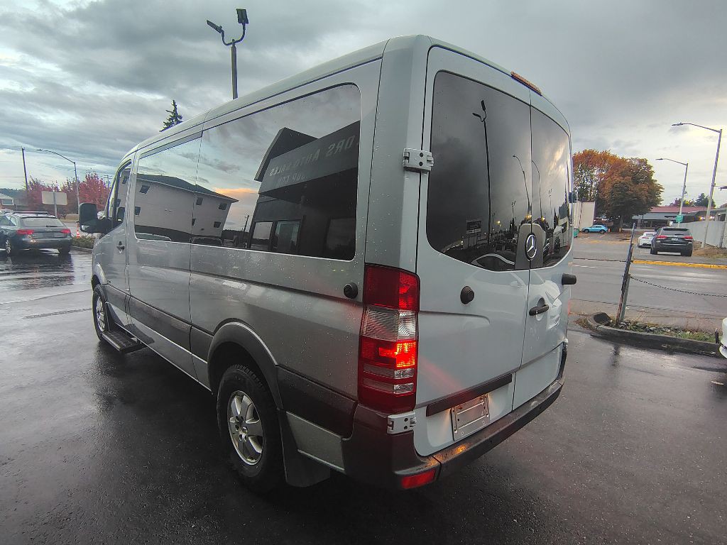 2011 Mercedes-Benz Sprinter Image 14