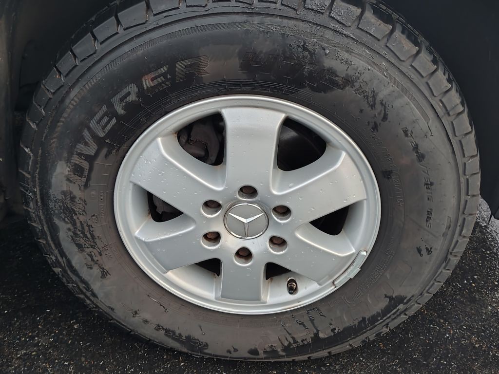 2011 Mercedes-Benz Sprinter Image 20