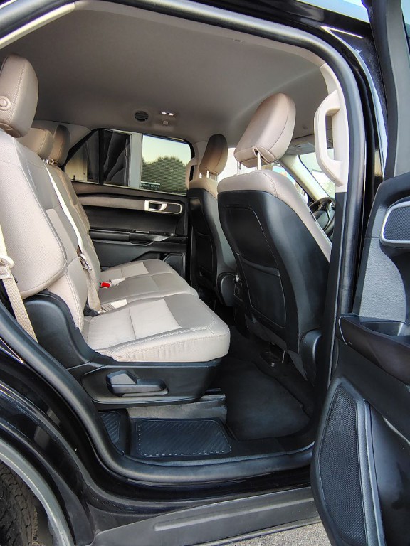 2020 Ford Explorer Image 10