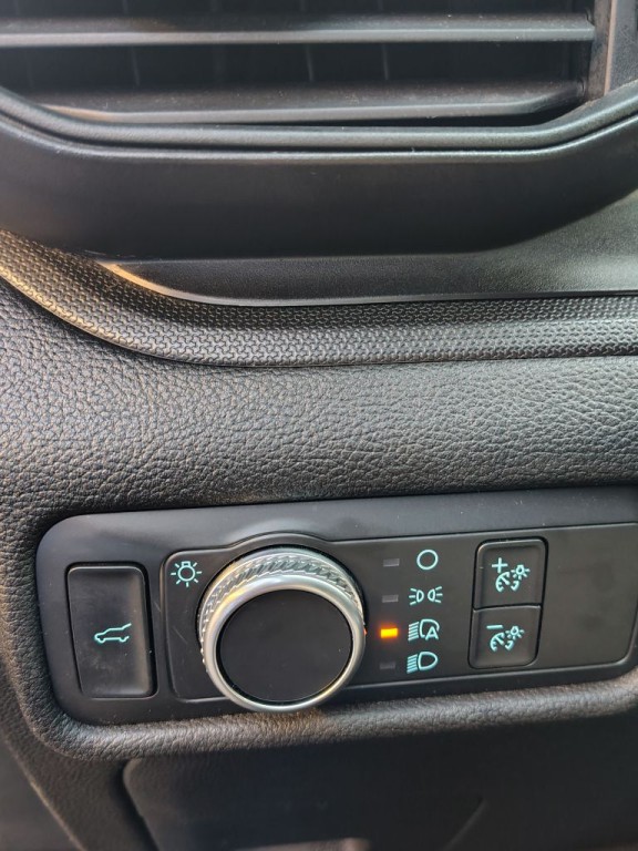 2020 Ford Explorer Image 20