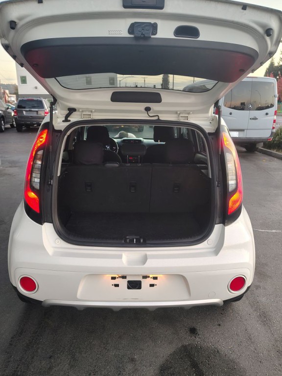 2017 Kia Soul Image 9