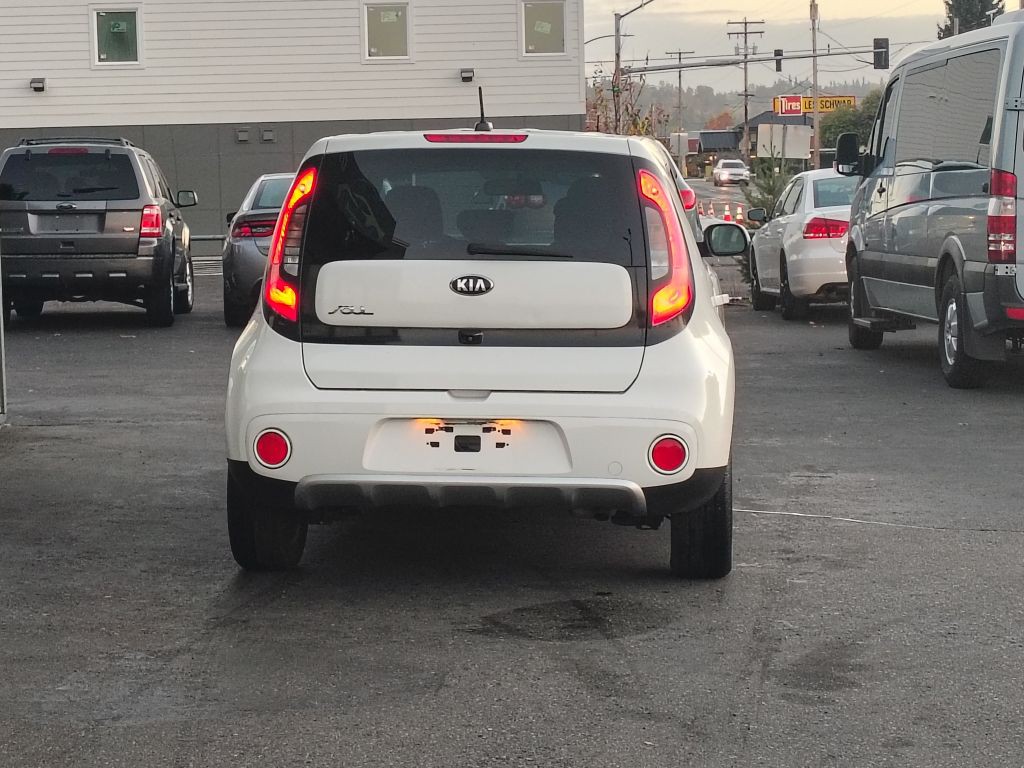 2017 Kia Soul Image 10
