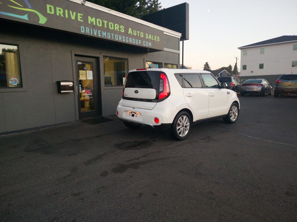 2017 Kia Soul Image 11