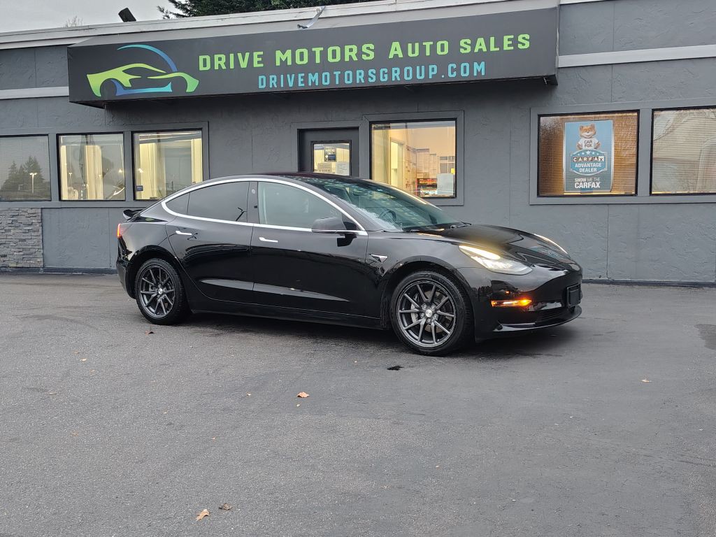 2018 Tesla Model 3 Image 1