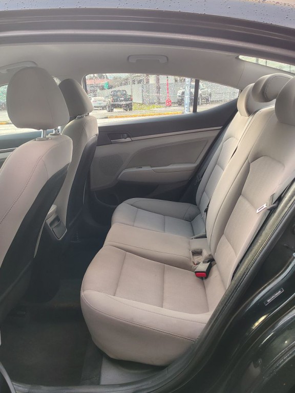 2018 Hyundai Elantra Image 5