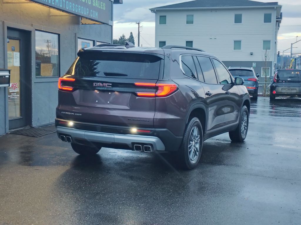 2025 GMC Acadia Image 16