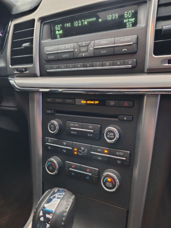 2011 Lincoln MKZ Image 6