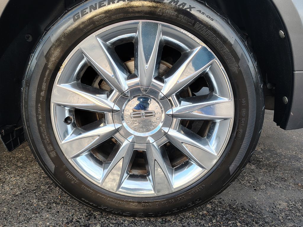 2011 Lincoln MKZ Image 12