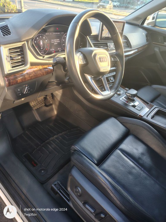 2018 Audi Q5 Image 2