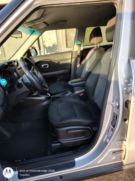 2018 Kia Soul Image 2