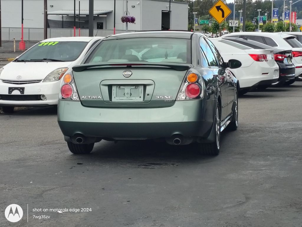 2003 Nissan Altima Image 11