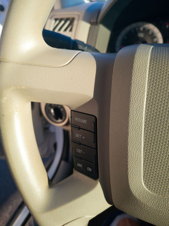2008 Ford Escape Image 13