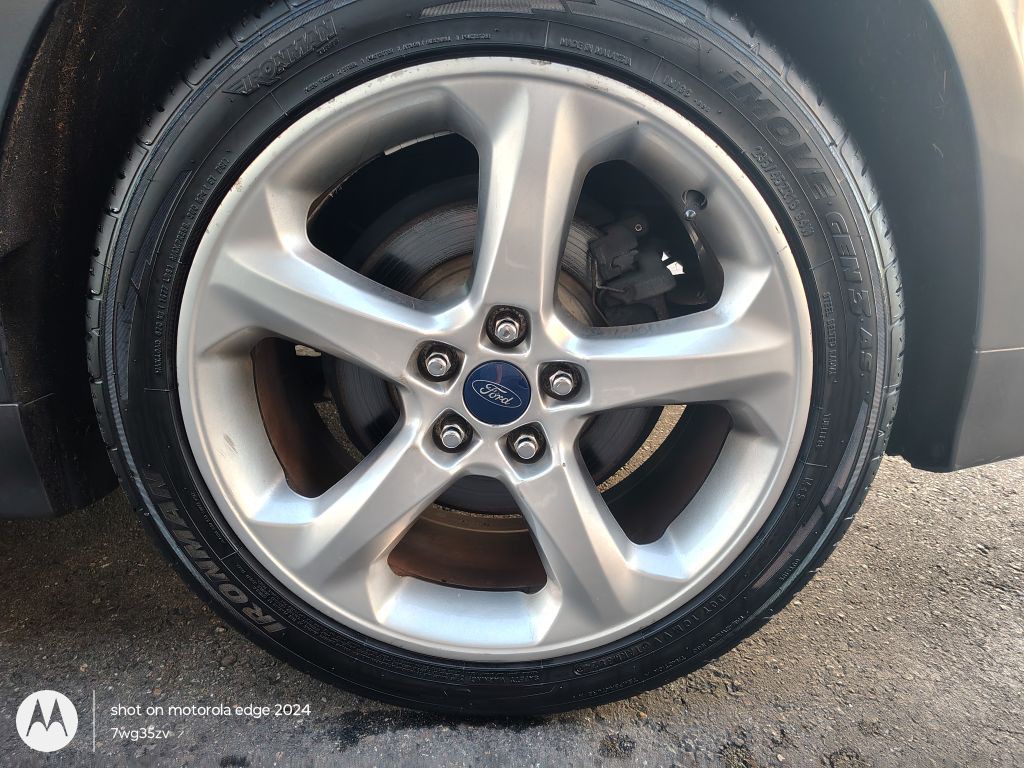 2016 Ford Fusion Image 13