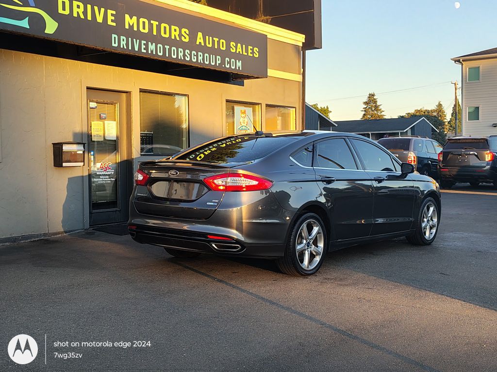 2016 Ford Fusion Image 15