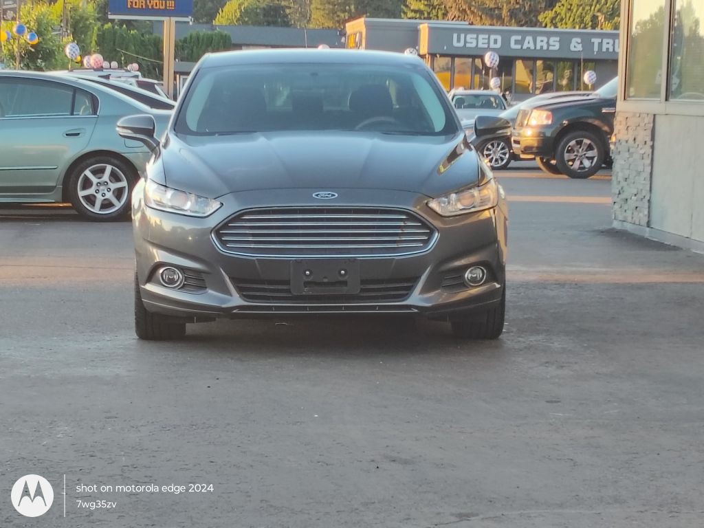 2016 Ford Fusion Image 16