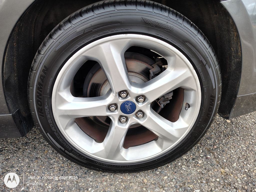 2016 Ford Fusion Image 22