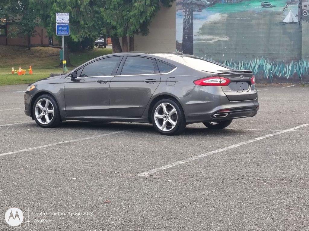 2016 Ford Fusion Image 26