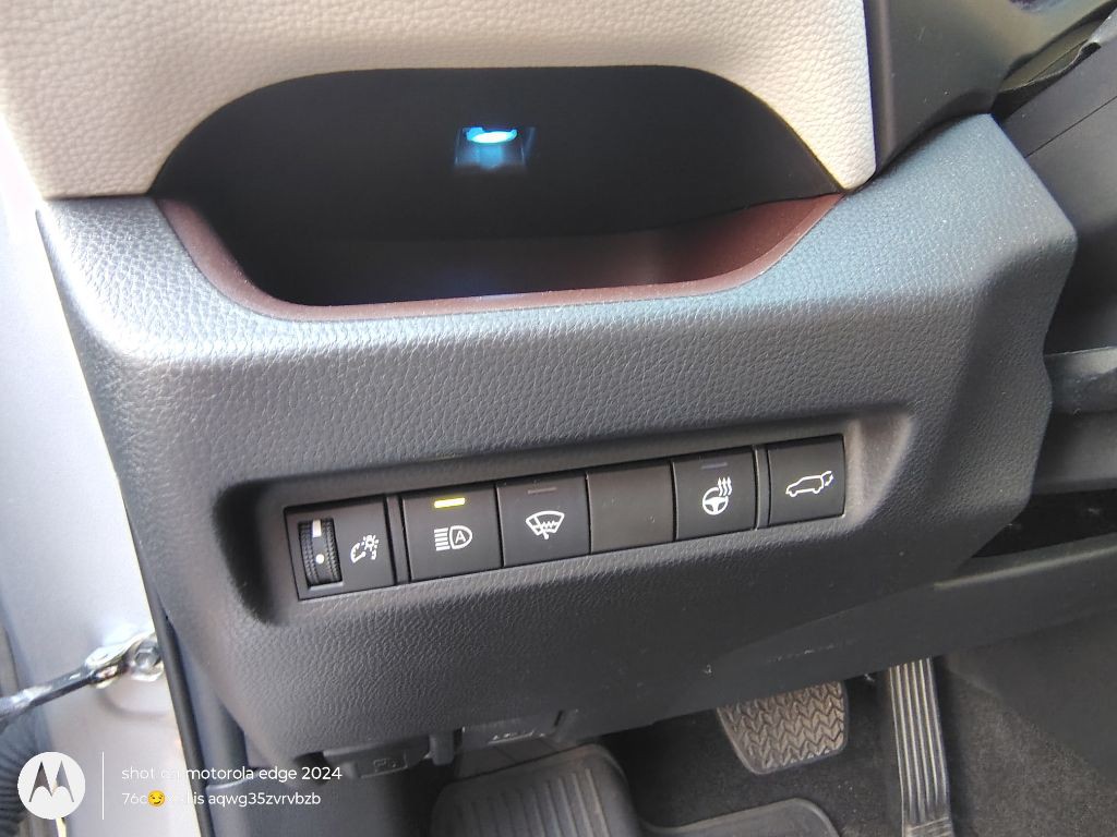 2022 Toyota Rav4 Image 7