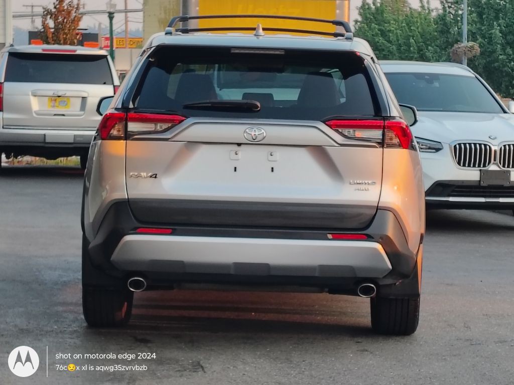 2022 Toyota Rav4 Image 18