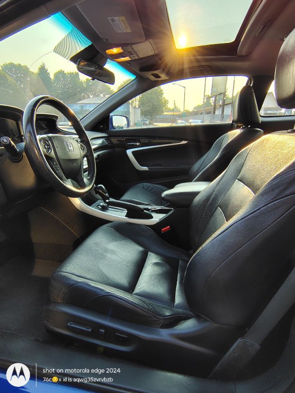 2013 Honda Accord Image 2