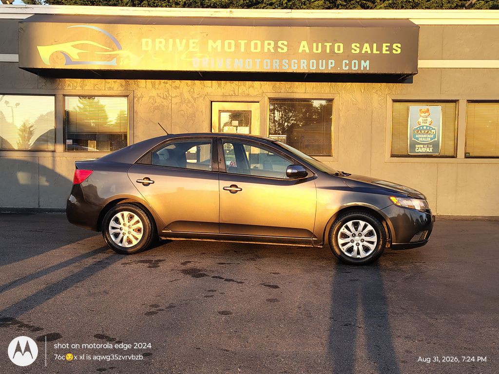 2010 Kia Forte Image 2