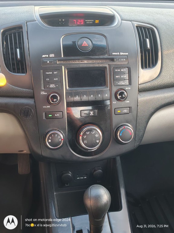 2010 Kia Forte Image 4