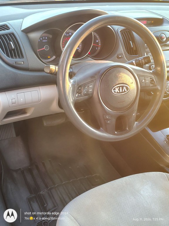 2010 Kia Forte Image 6