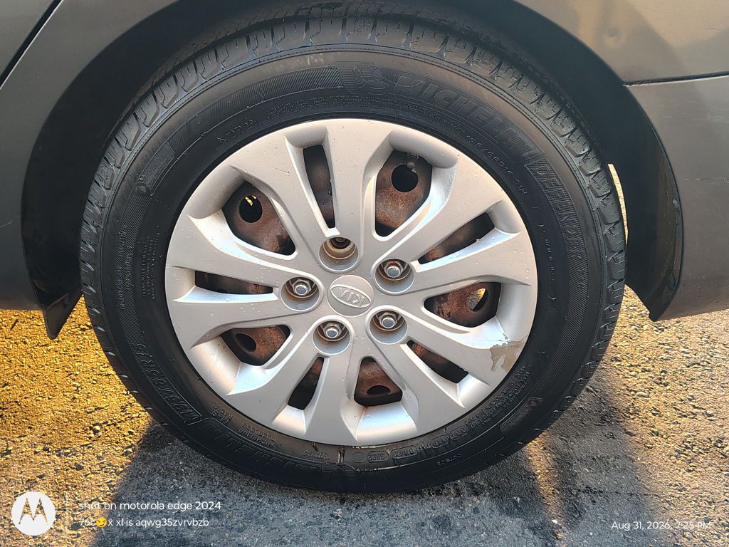 2010 Kia Forte Image 14