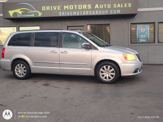Image for 2011 Chrysler Town & Country Touring-l ID: 7717735
