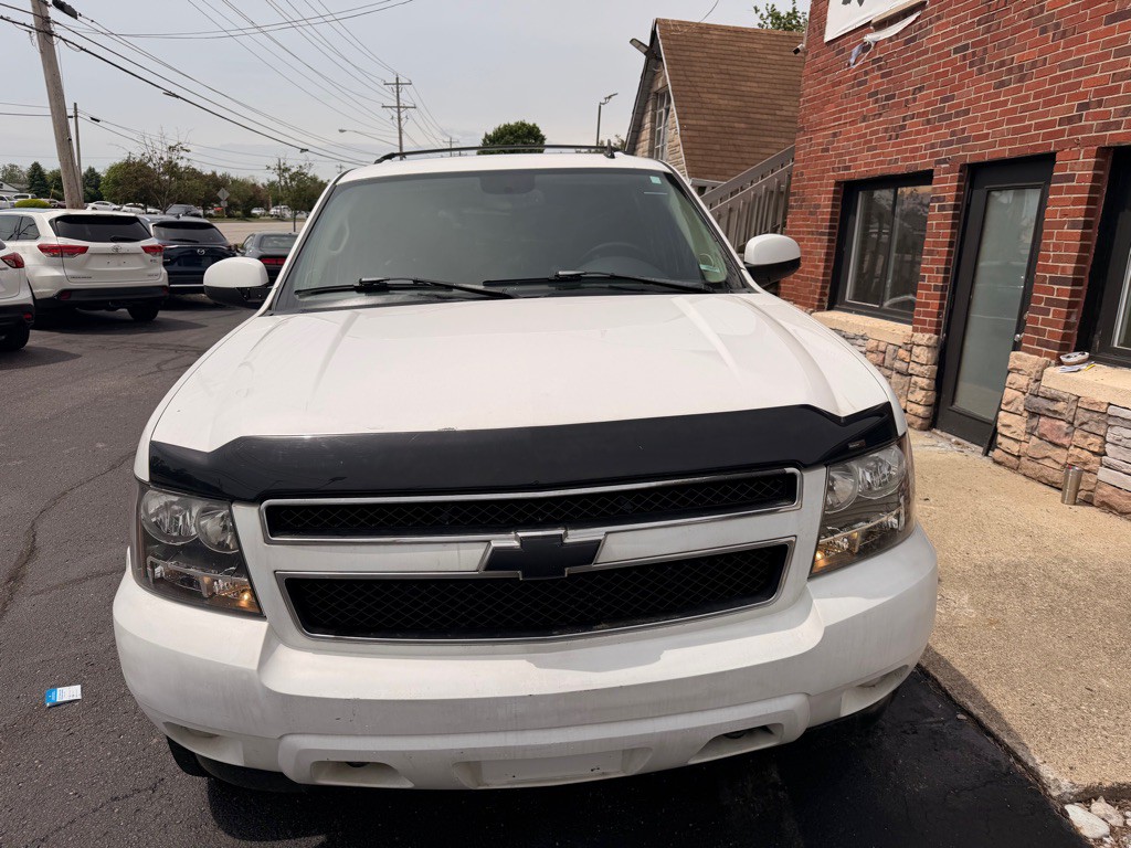 2007 Chevrolet Suburban Image 3