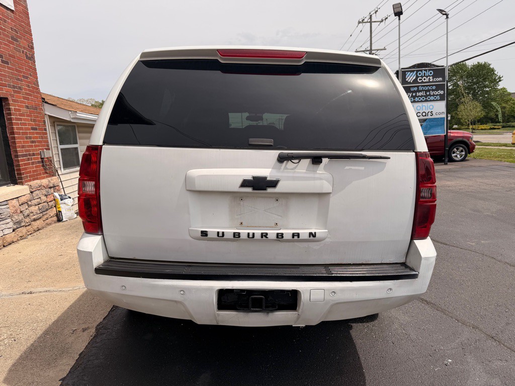 2007 Chevrolet Suburban Image 6